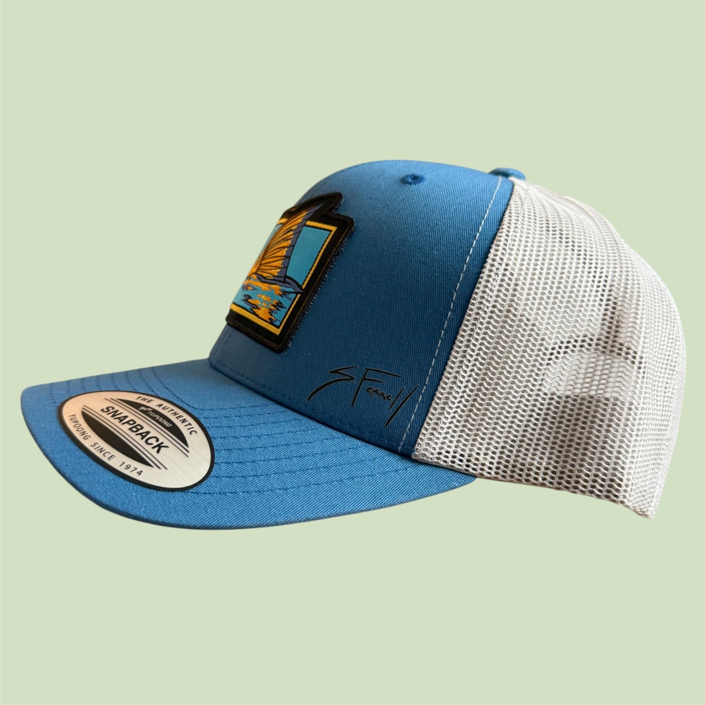 Redfish Tailer Trucker
